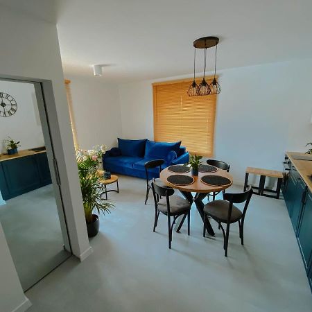 Apartamento Cztery Pory Roku Wiele Exterior foto