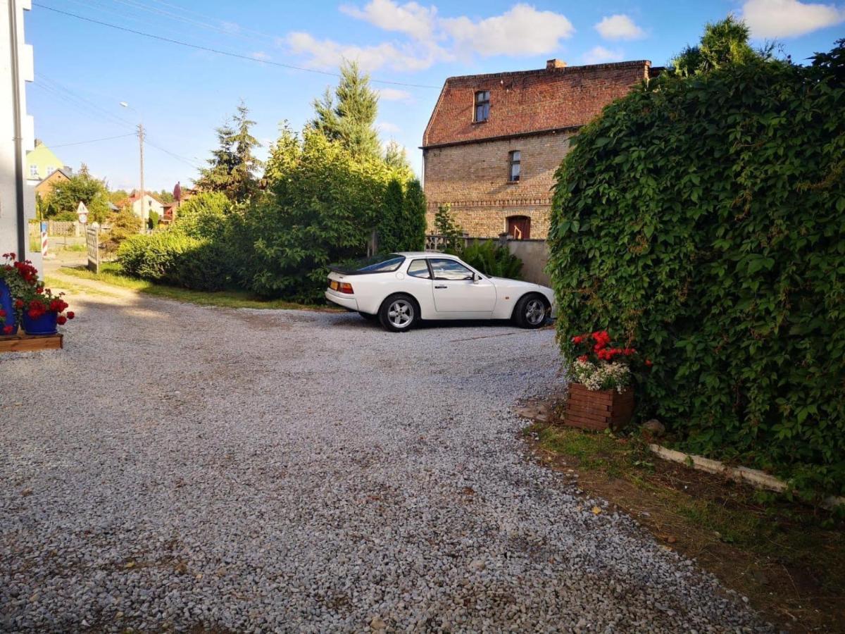 Apartamento Cztery Pory Roku Wiele Exterior foto